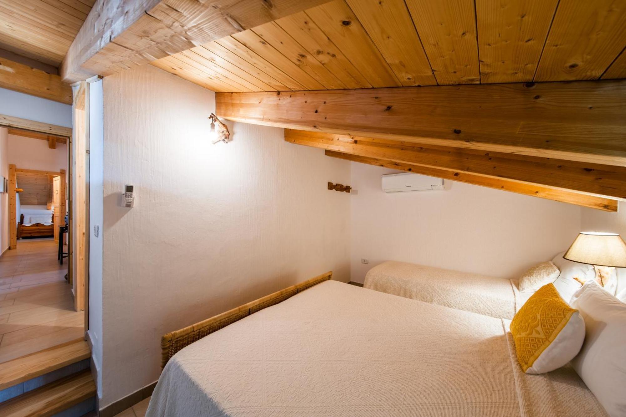 La Casa Di Mannazzotta 2 Bed & Breakfast Castelsardo Dış mekan fotoğraf